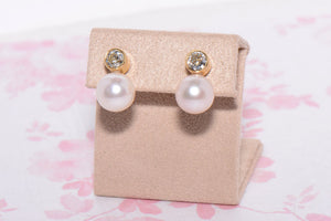 Beautiful Pearl and Diamond drop earrings