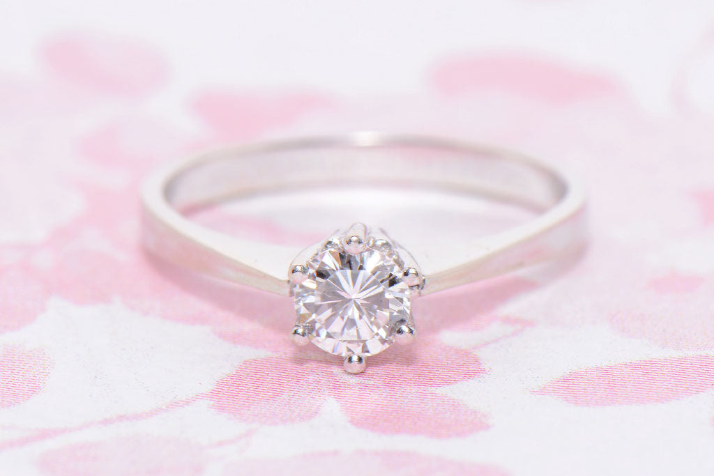 Diamond solitaire ring