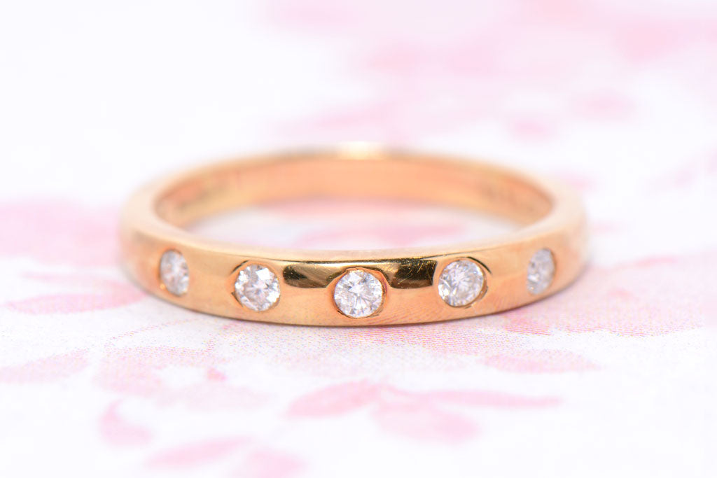 18ct Yellow Gold and Diamond band