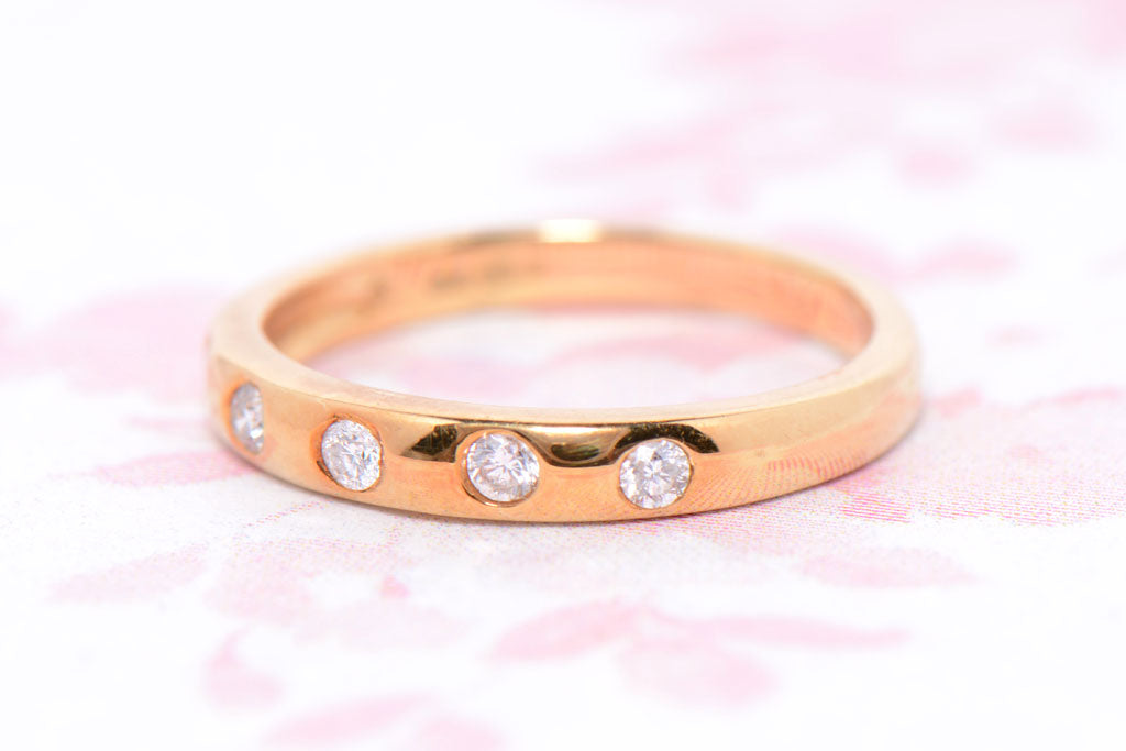 18ct Yellow Gold and Diamond band