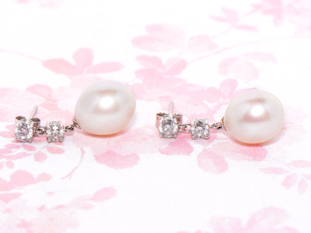 18ct Gold South Sea Pearl and Diamond Drop Earrings