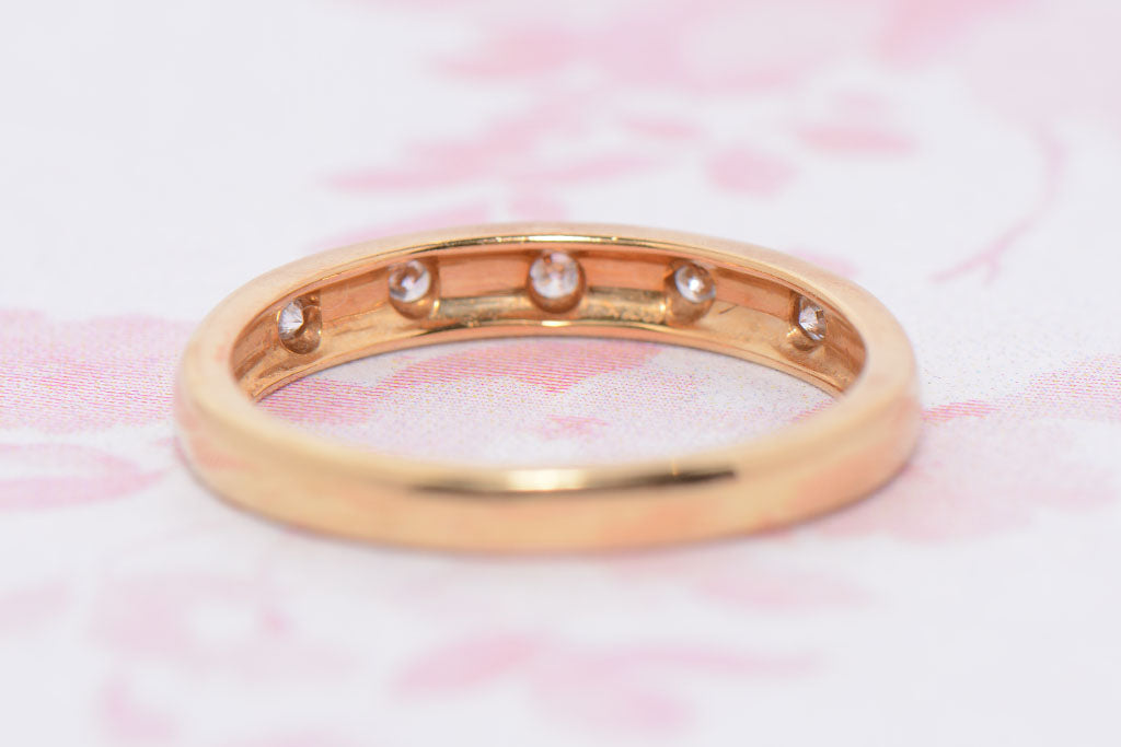 18ct Yellow Gold and Diamond band