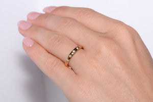 18ct Yellow Gold and Diamond band