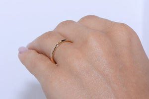 A Twentieth Century 18ct Gold wedding band