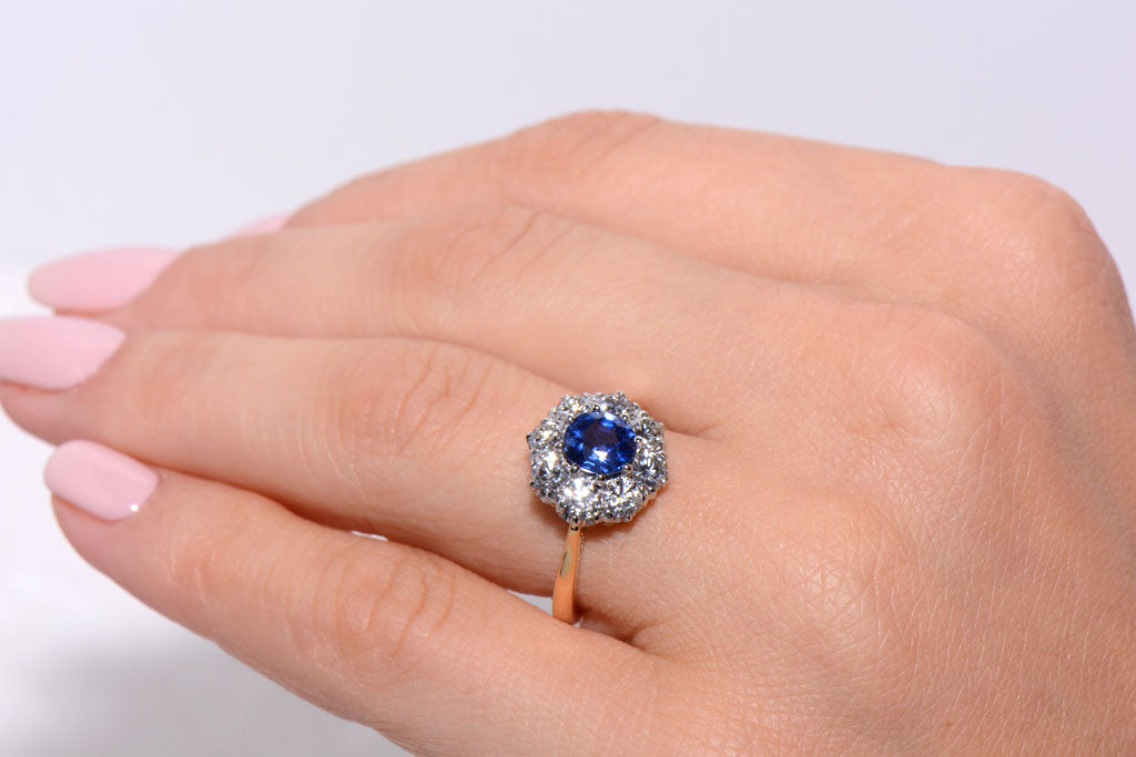 Late Twentieth Century Sapphire & Diamond cluster ring