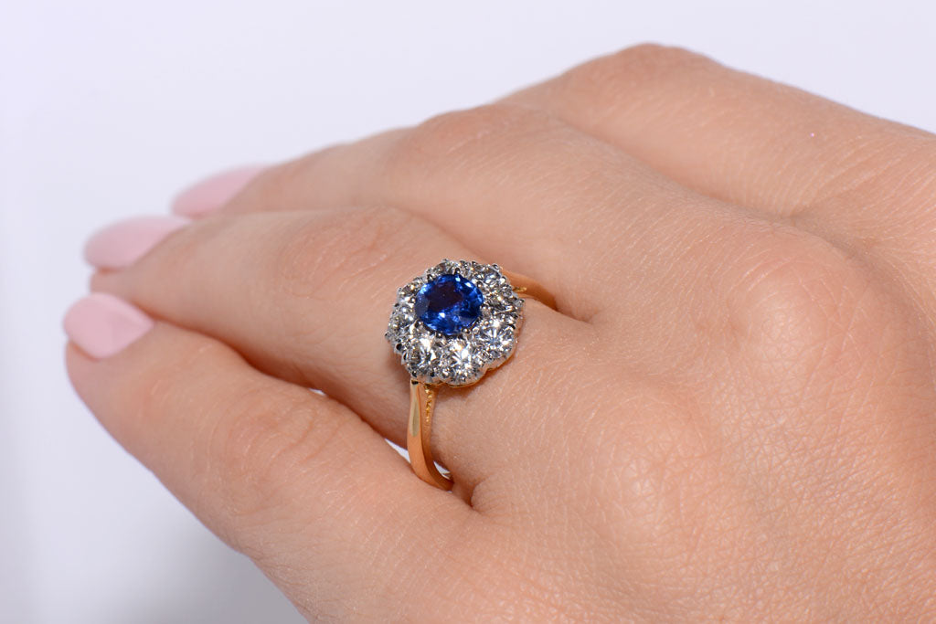 Late Twentieth Century Sapphire & Diamond cluster ring