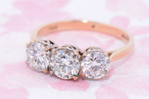 Round Brilliant Cut Diamond Trilogy Ring